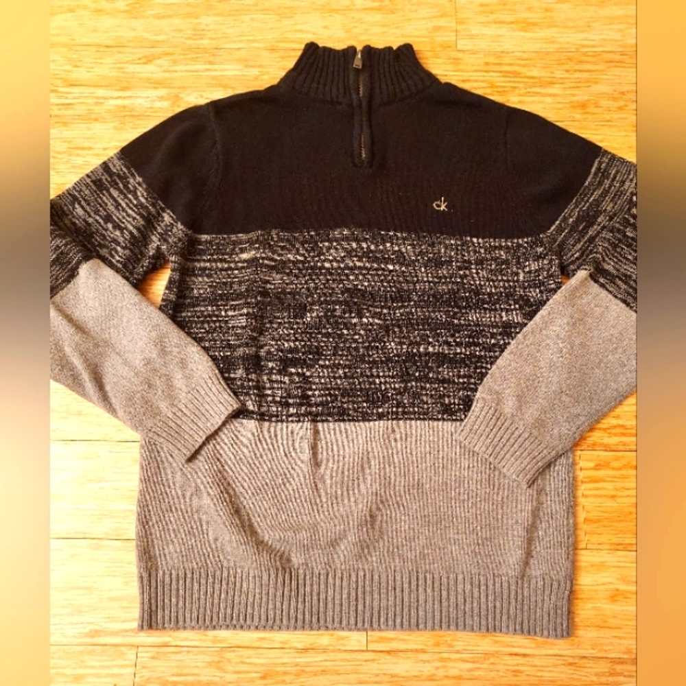 Calvin Klein Boy's sweater L (14/16)